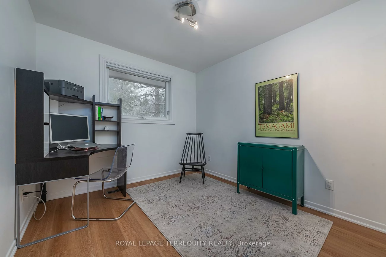 6, Earlington, Kingsway South, Toronto