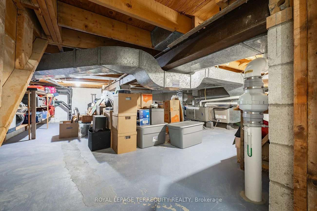 6, Earlington, Kingsway South, Toronto