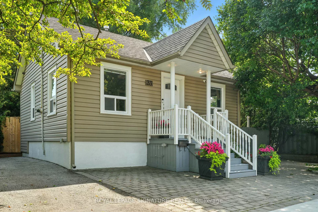 33, Cochrane, Stonegate-Queensway, Toronto