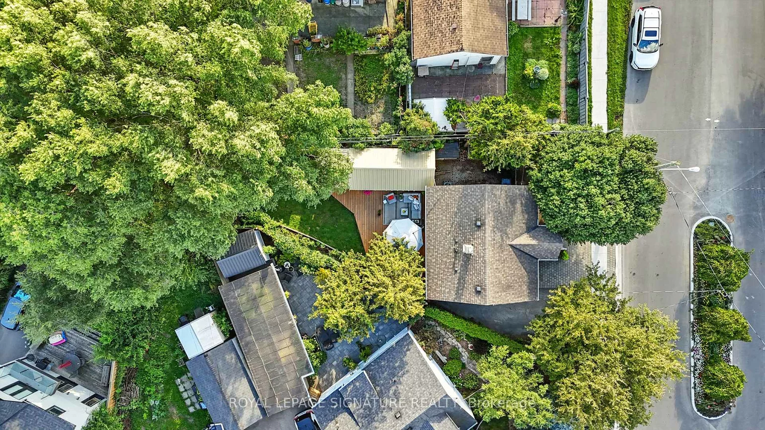 33, Cochrane, Stonegate-Queensway, Toronto