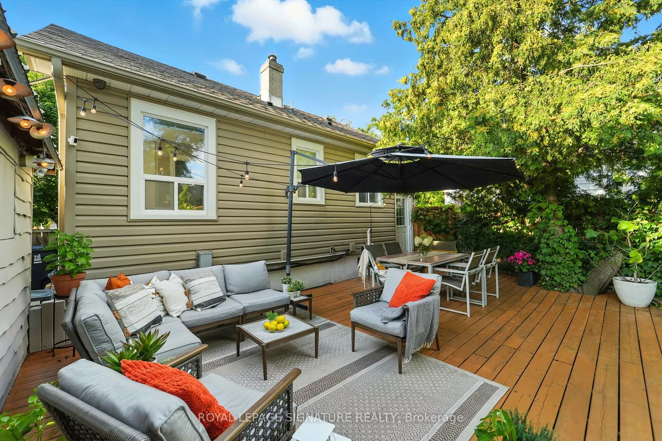 33, Cochrane, Stonegate-Queensway, Toronto