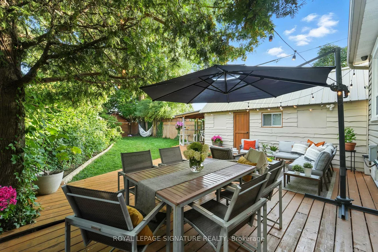 33, Cochrane, Stonegate-Queensway, Toronto