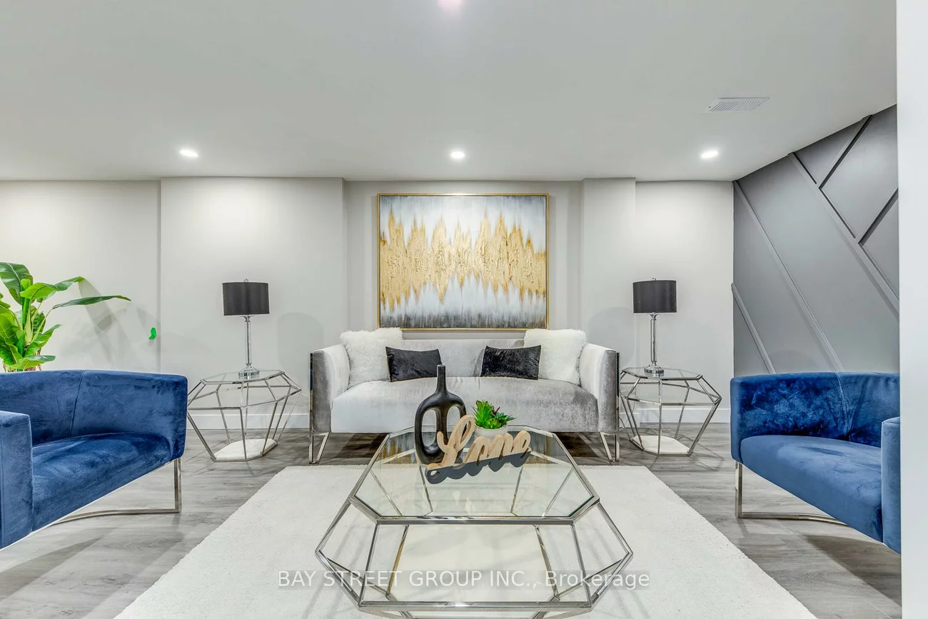 20, Rochdale, Caledonia-Fairbank, Toronto