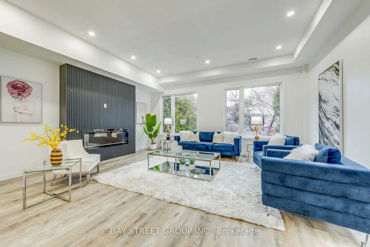 20, Rochdale, Caledonia-Fairbank, Toronto