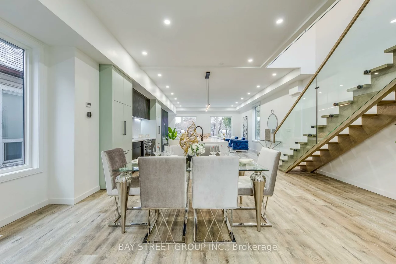 20, Rochdale, Caledonia-Fairbank, Toronto