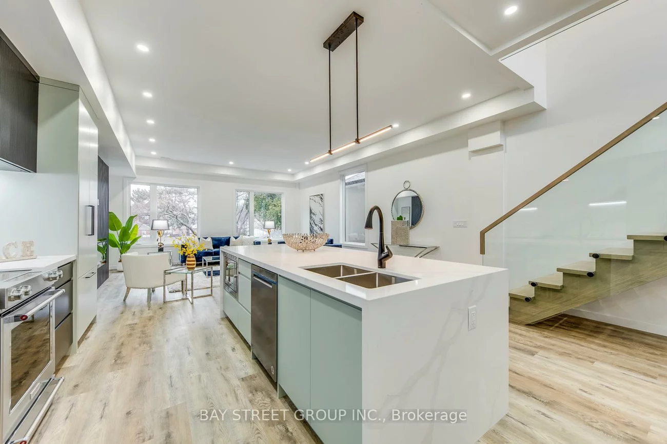 20, Rochdale, Caledonia-Fairbank, Toronto