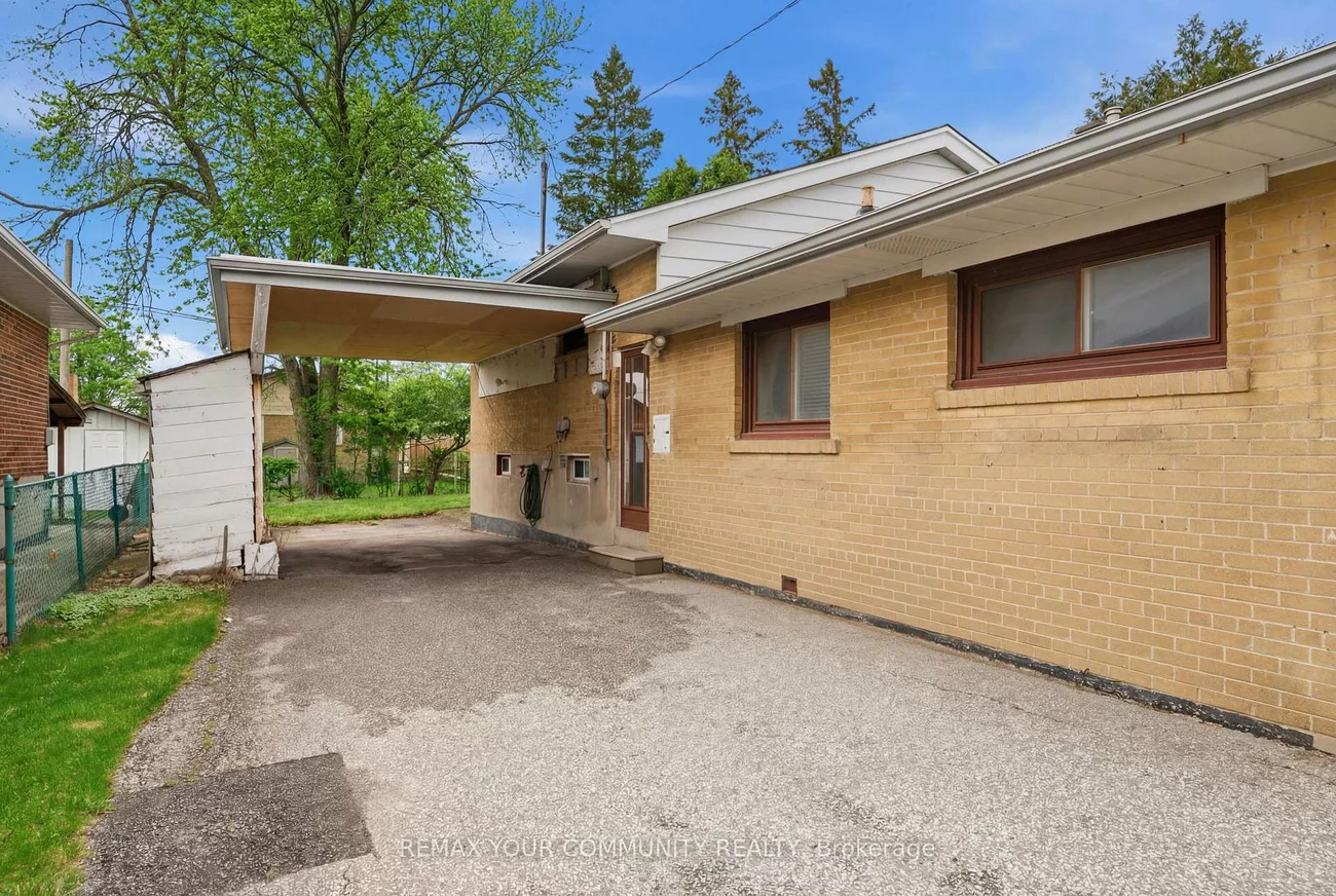 25, Fordwich, Rexdale-Kipling, Toronto