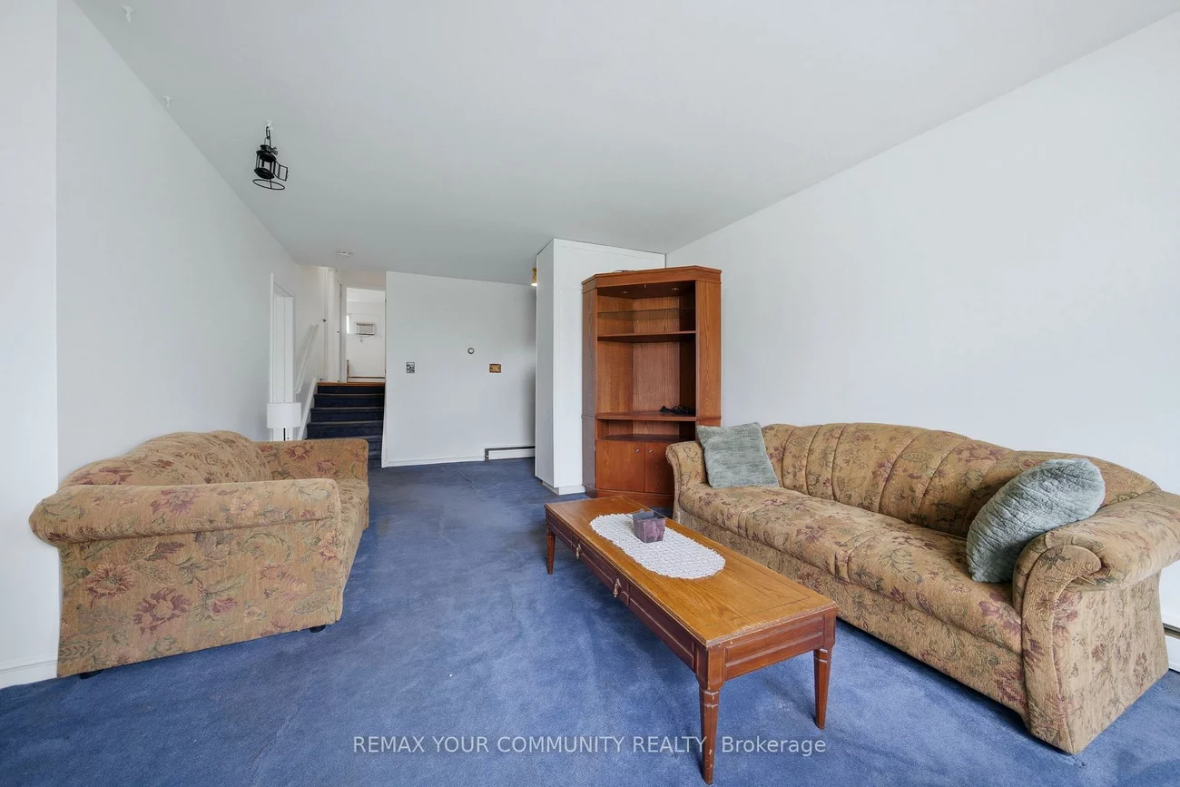 25, Fordwich, Rexdale-Kipling, Toronto