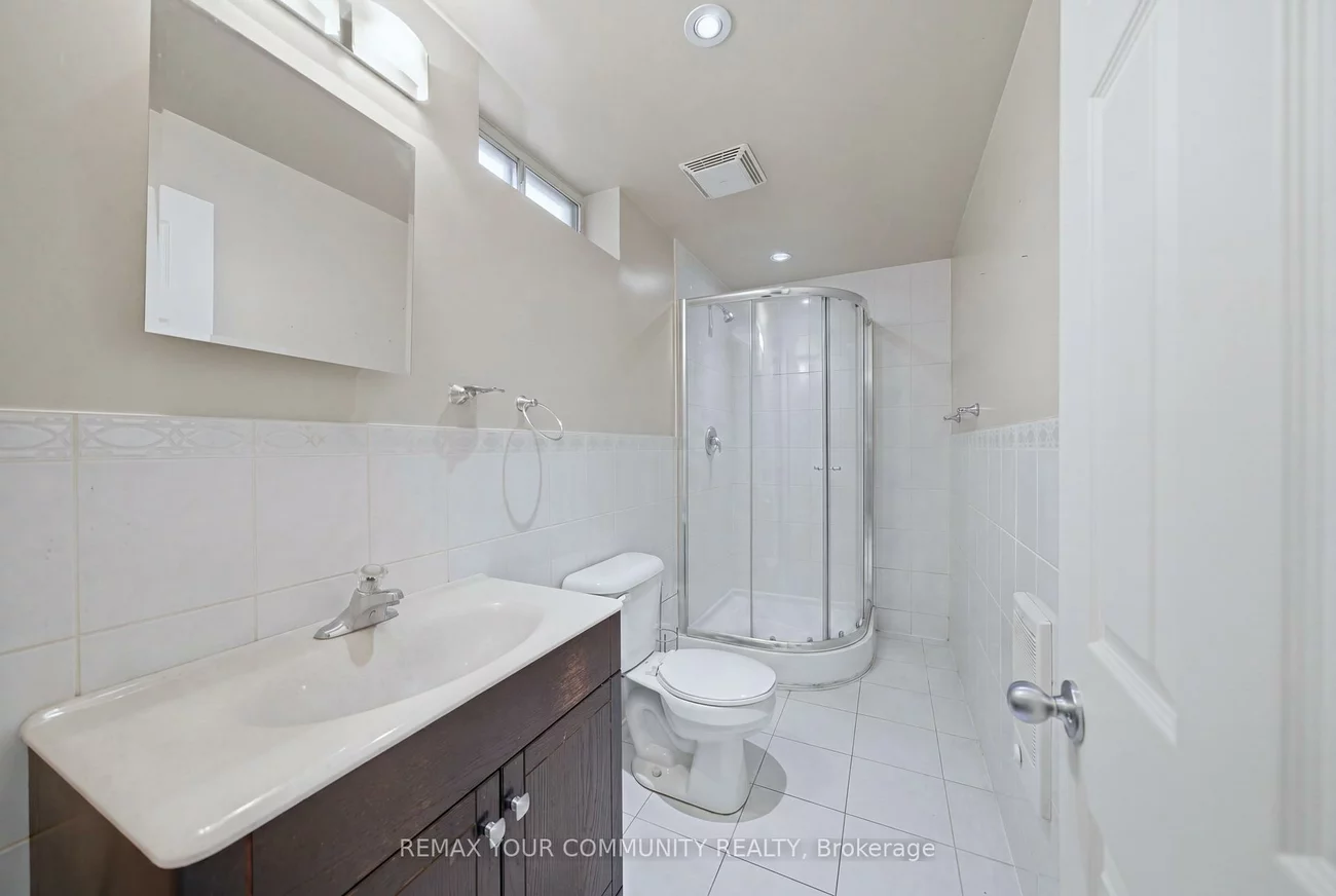 25, Fordwich, Rexdale-Kipling, Toronto