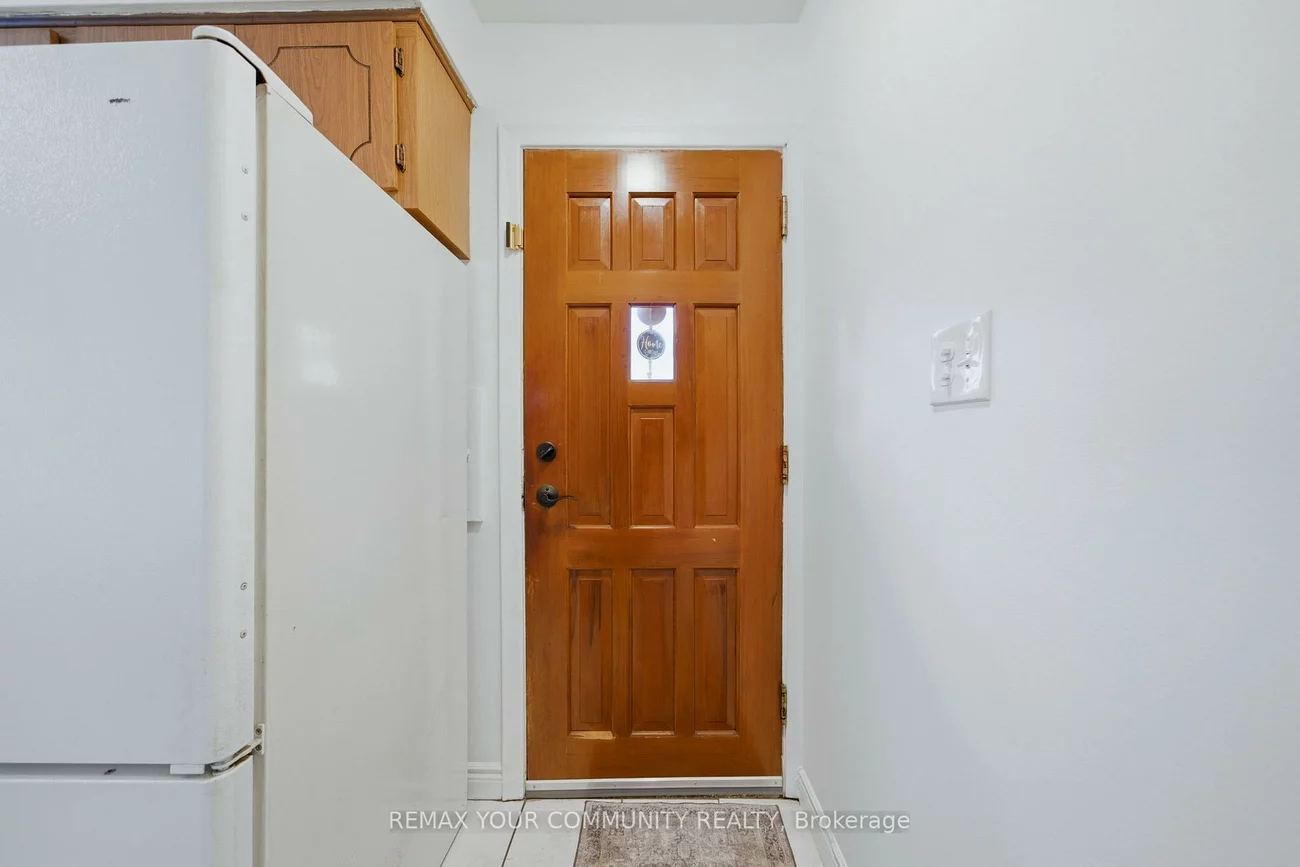 25, Fordwich, Rexdale-Kipling, Toronto
