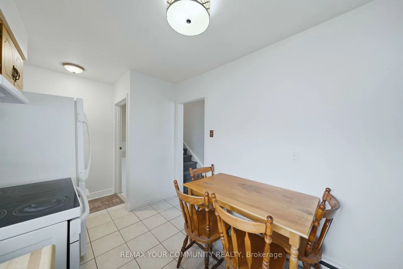 25, Fordwich, Rexdale-Kipling, Toronto