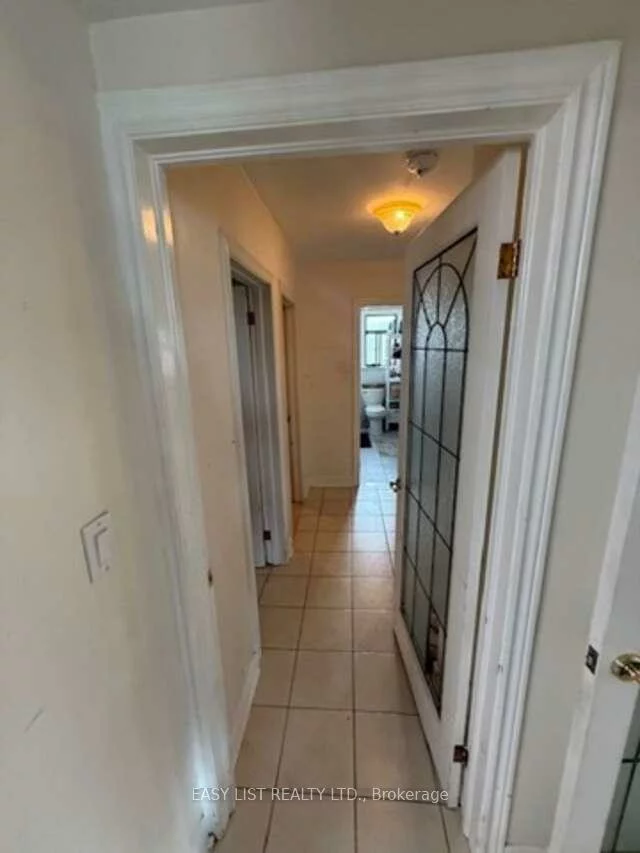 49, Blaydon, Downsview-Roding-CFB, Toronto