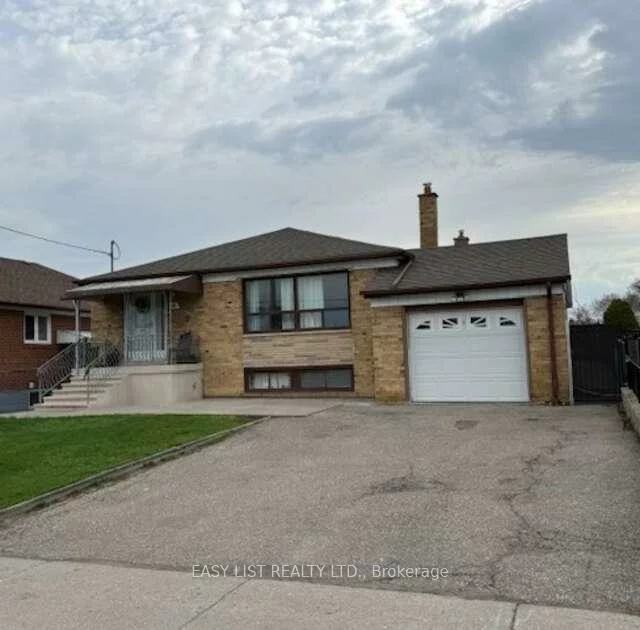 49, Blaydon, Downsview-Roding-CFB, Toronto