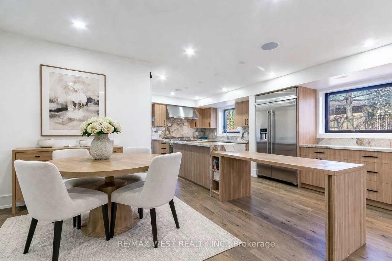 29, Blaketon, Islington-City Centre West, Toronto