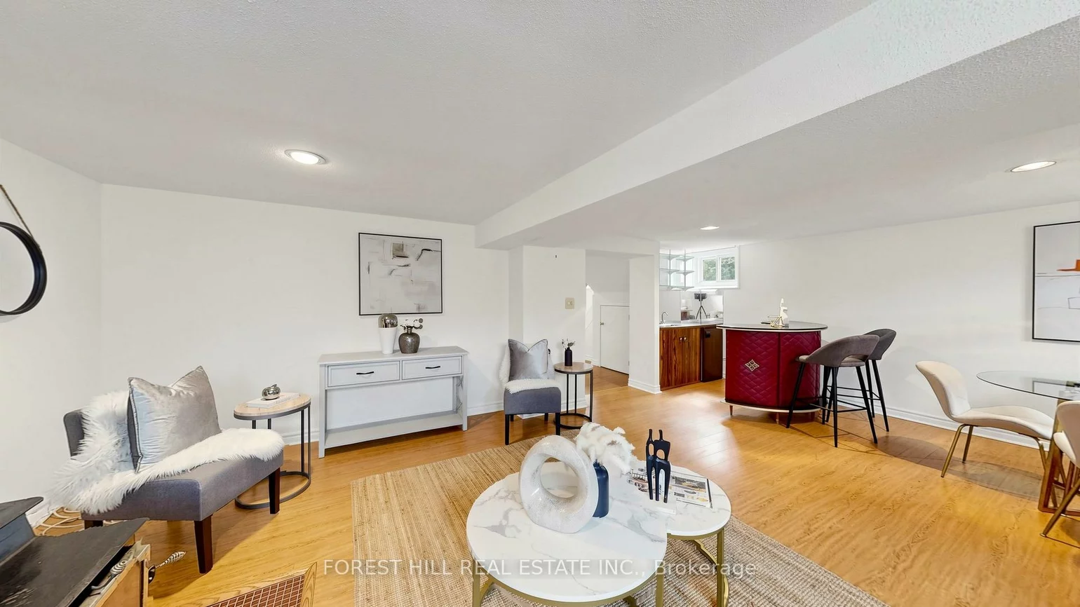 8, Summerfield, Eringate-Centennial-West Deane, Toronto