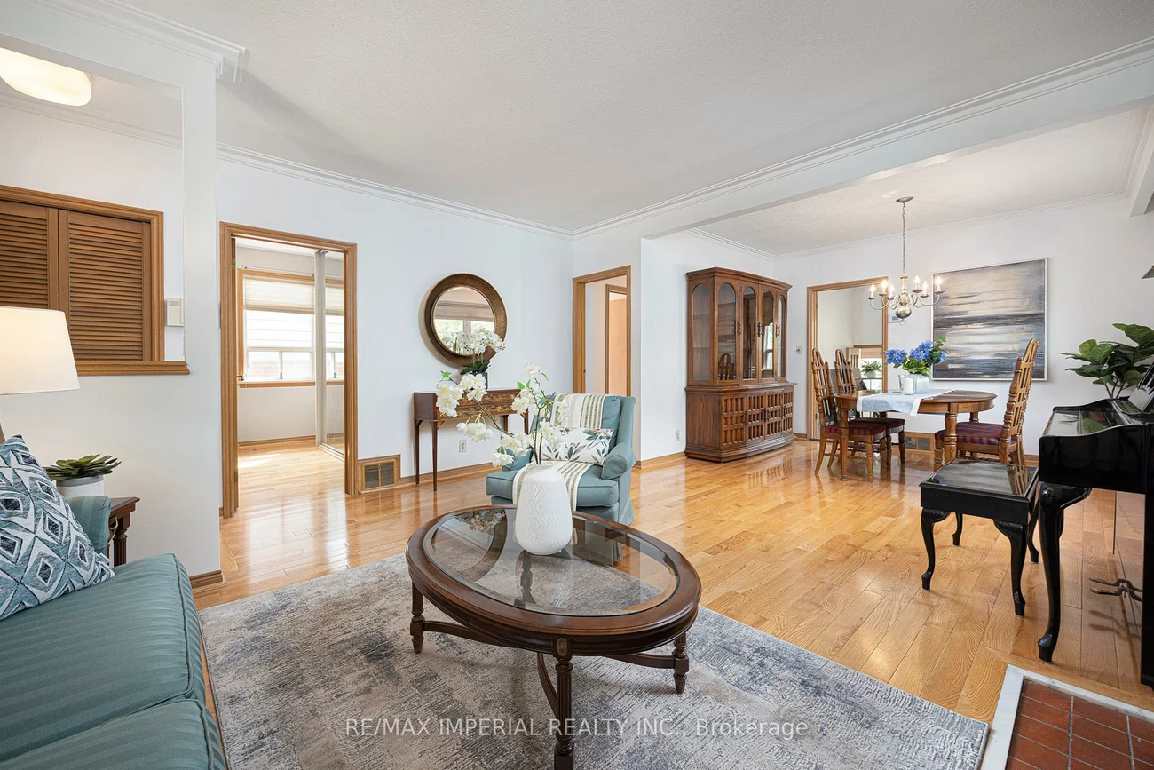 7, Doddington, Stonegate-Queensway, Toronto