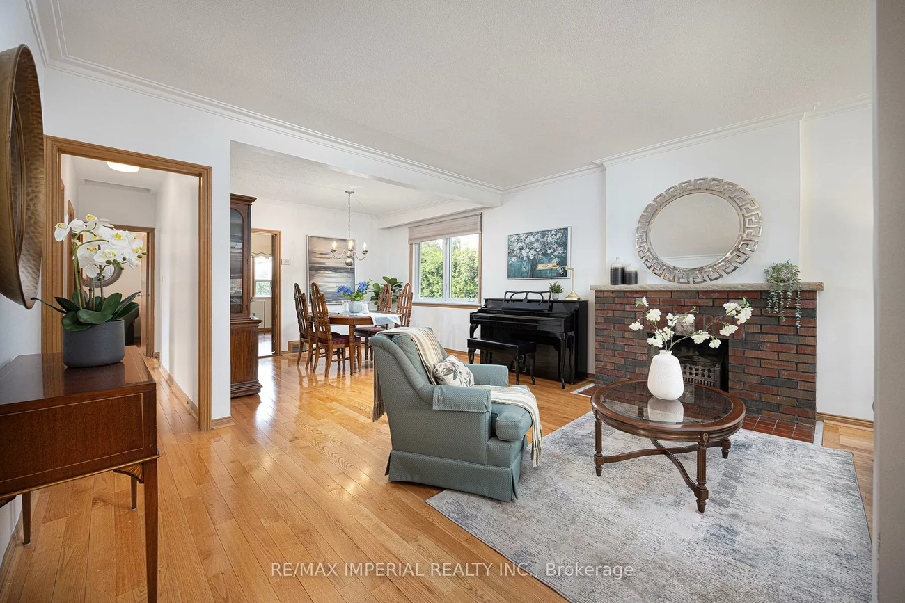 7, Doddington, Stonegate-Queensway, Toronto