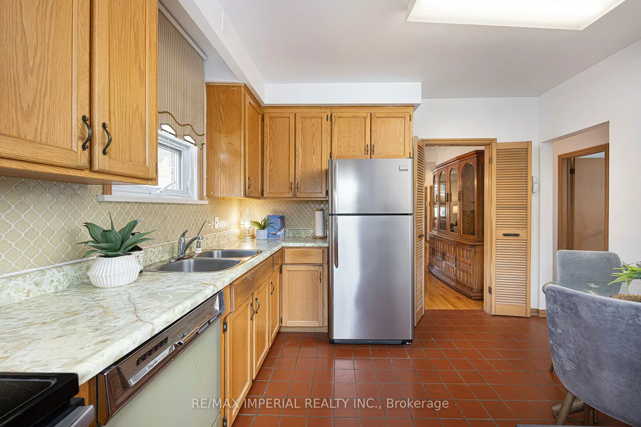 7, Doddington, Stonegate-Queensway, Toronto