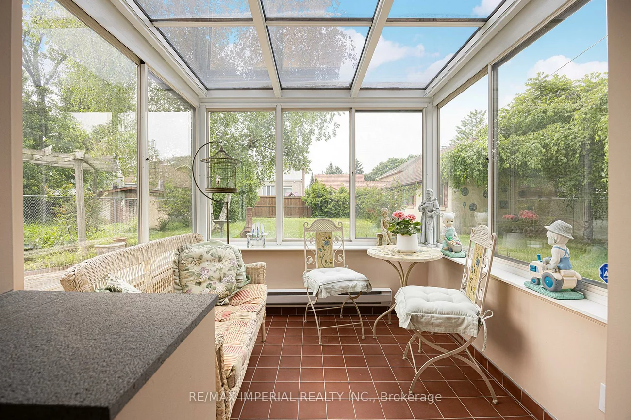 7, Doddington, Stonegate-Queensway, Toronto