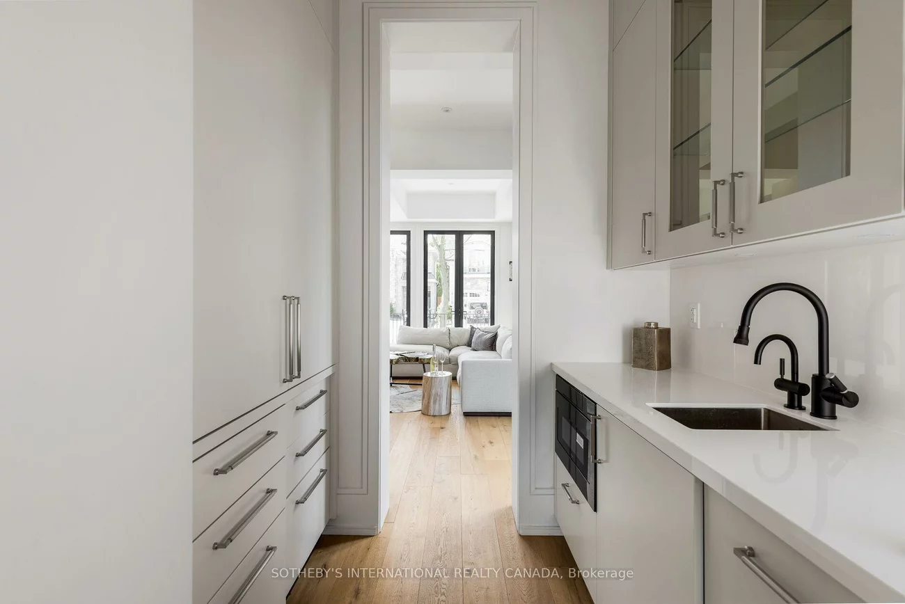 85, Kingsway, Kingsway South, Toronto