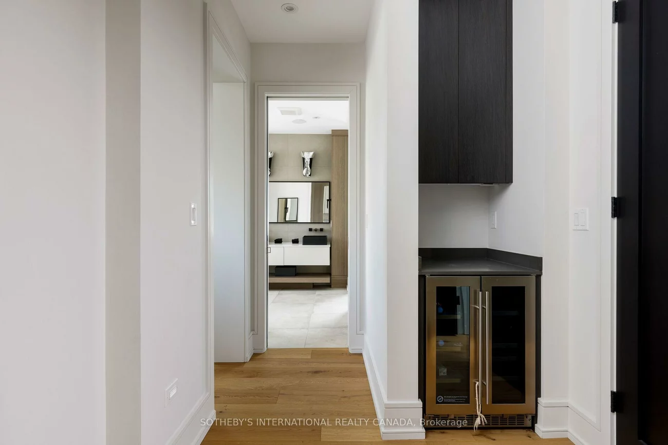 85, Kingsway, Kingsway South, Toronto