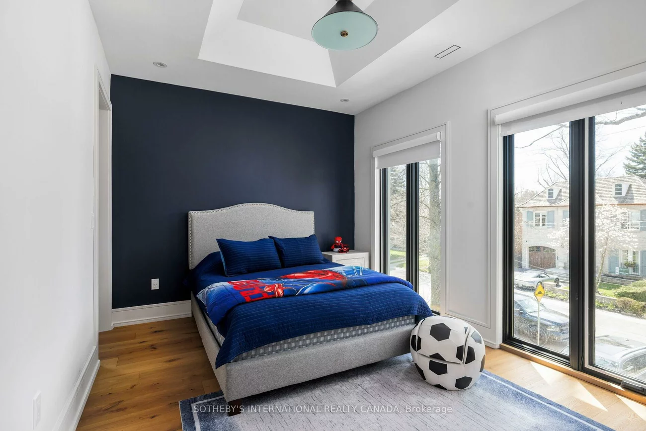 85, Kingsway, Kingsway South, Toronto