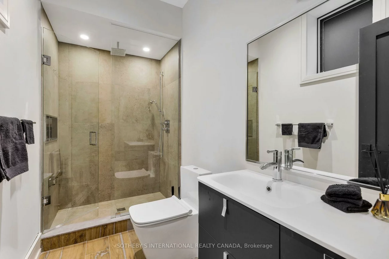 85, Kingsway, Kingsway South, Toronto
