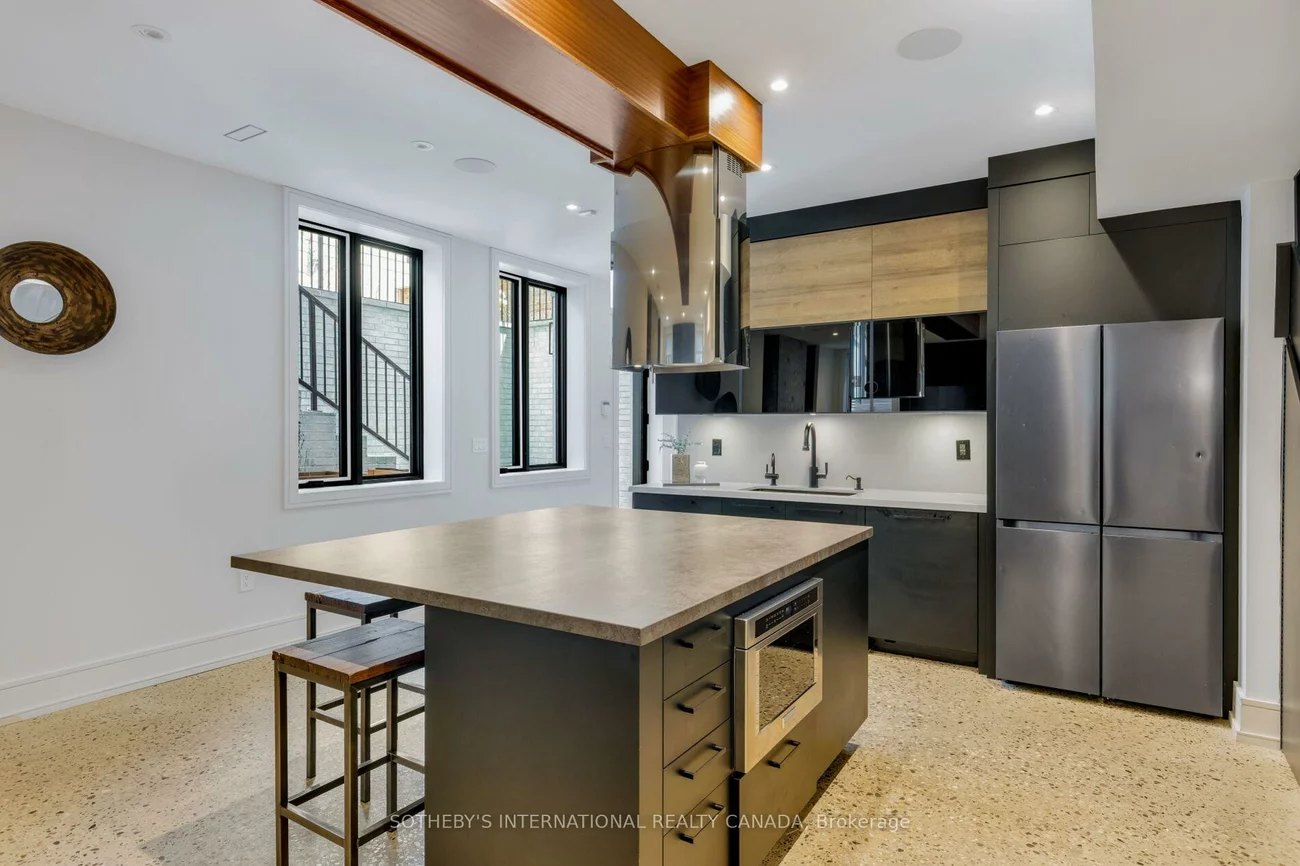 85, Kingsway, Kingsway South, Toronto