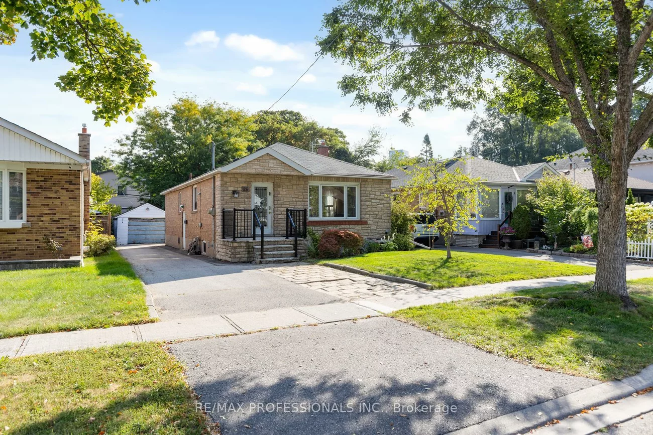 25, Charleston, Islington-City Centre West, Toronto