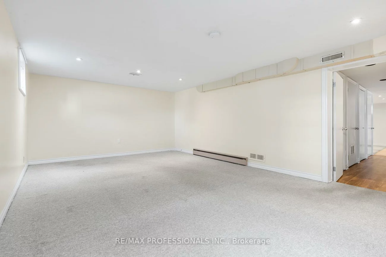 25, Charleston, Islington-City Centre West, Toronto