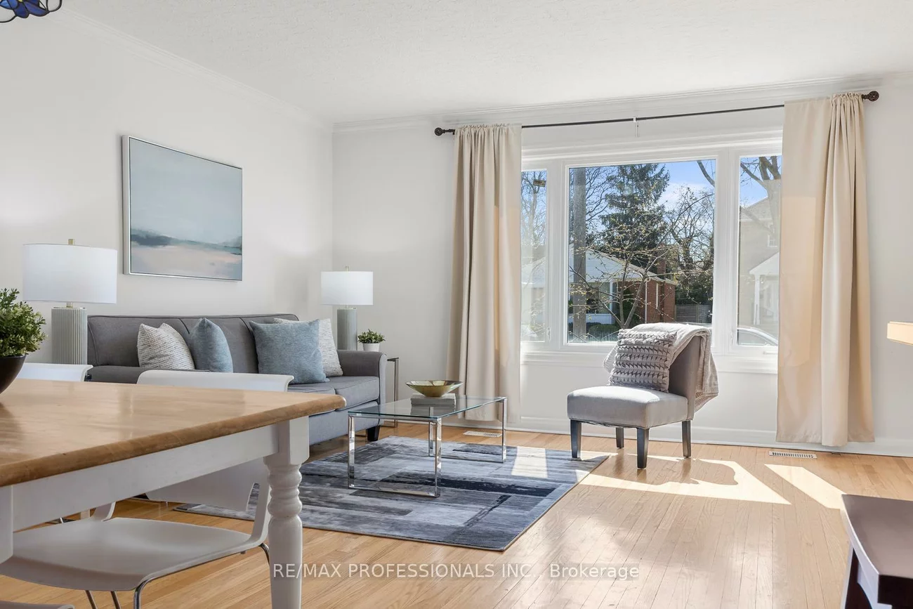 25, Charleston, Islington-City Centre West, Toronto