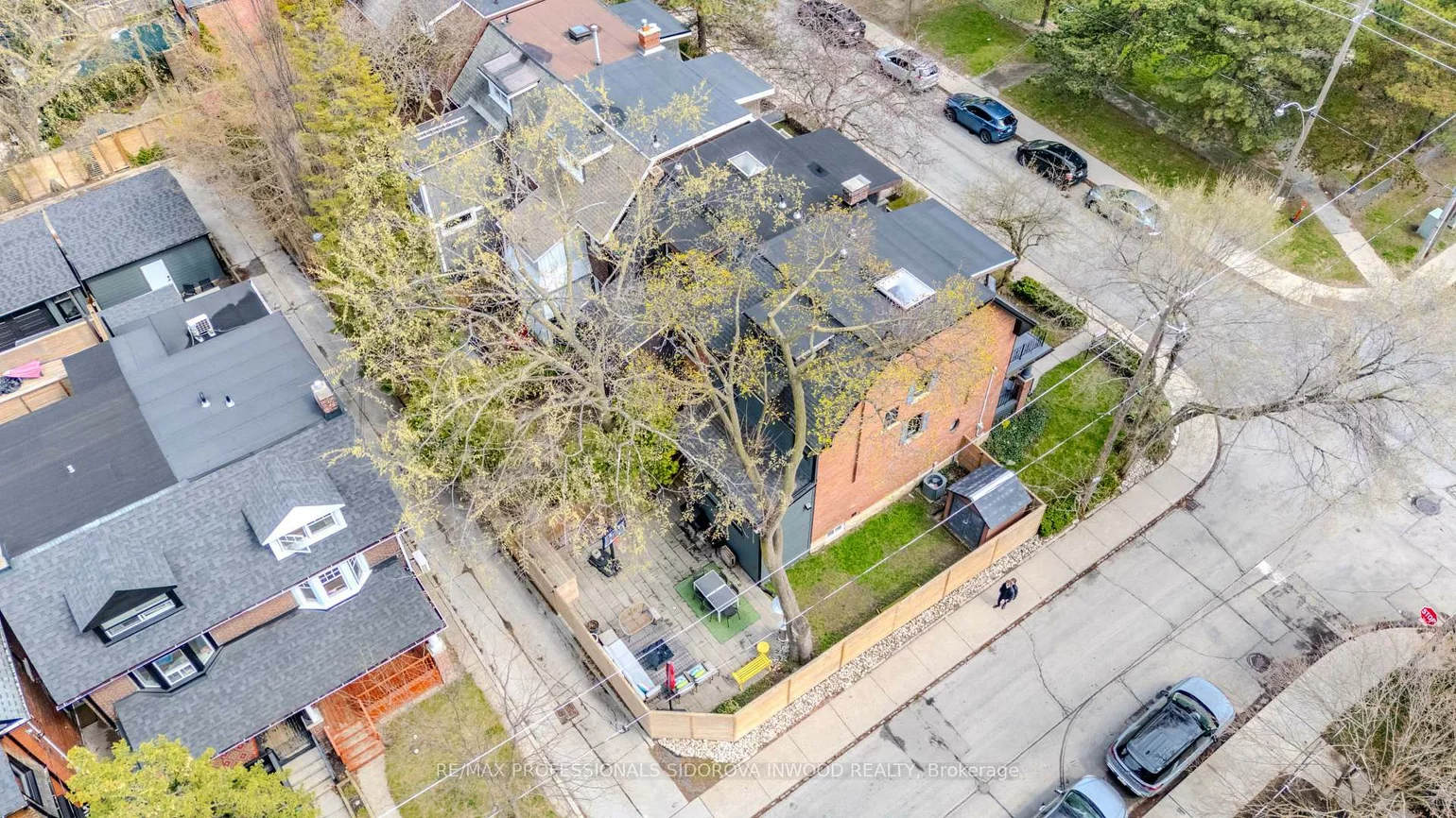 368, Glenlake, High Park North, Toronto