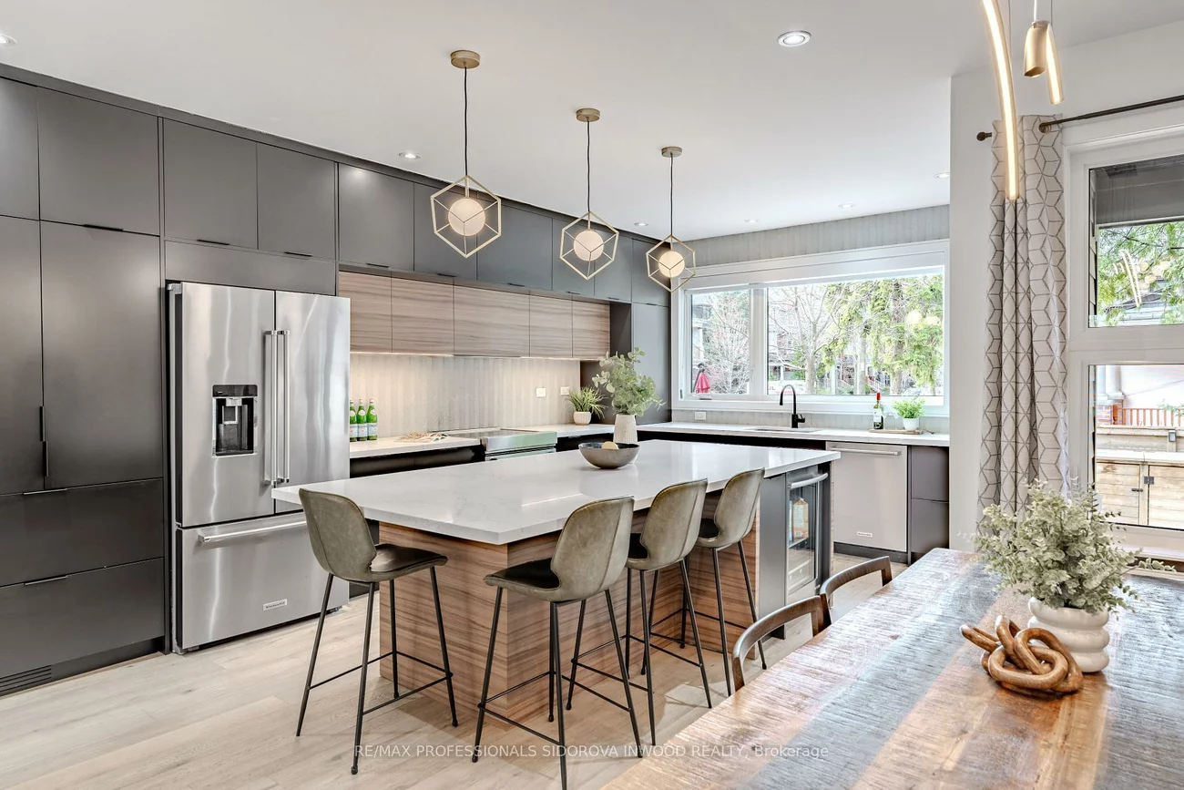 368, Glenlake, High Park North, Toronto