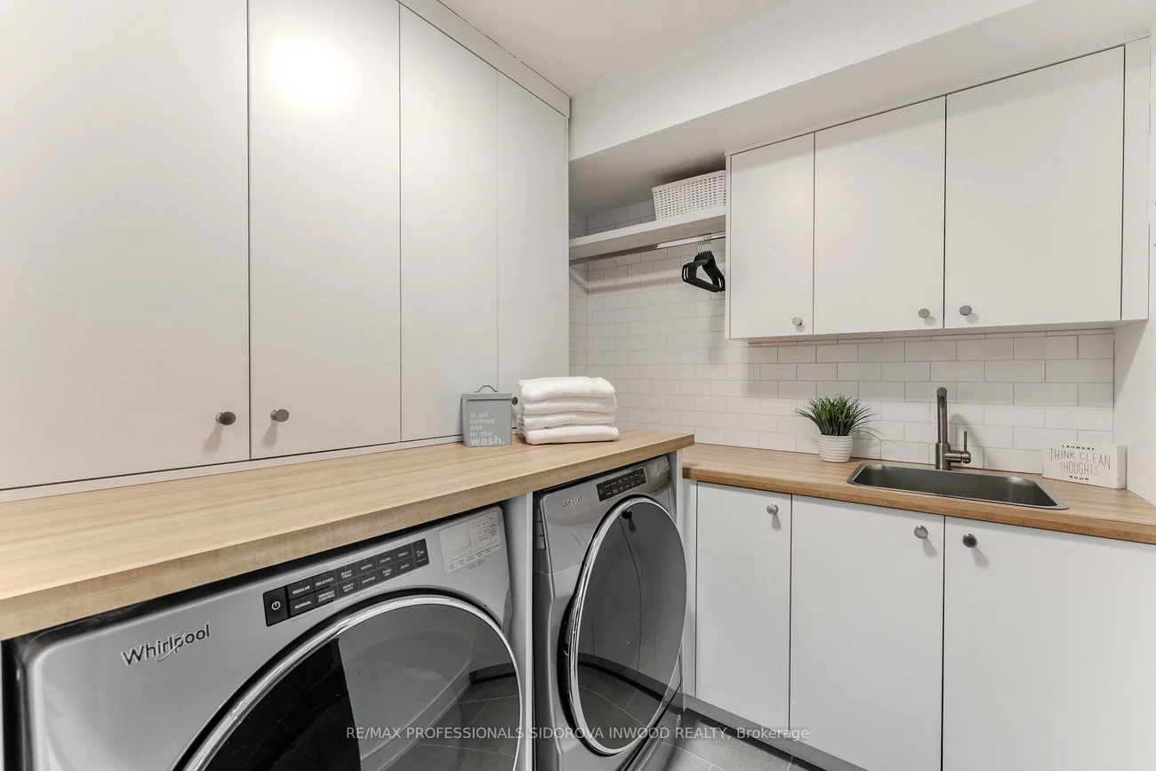 368, Glenlake, High Park North, Toronto