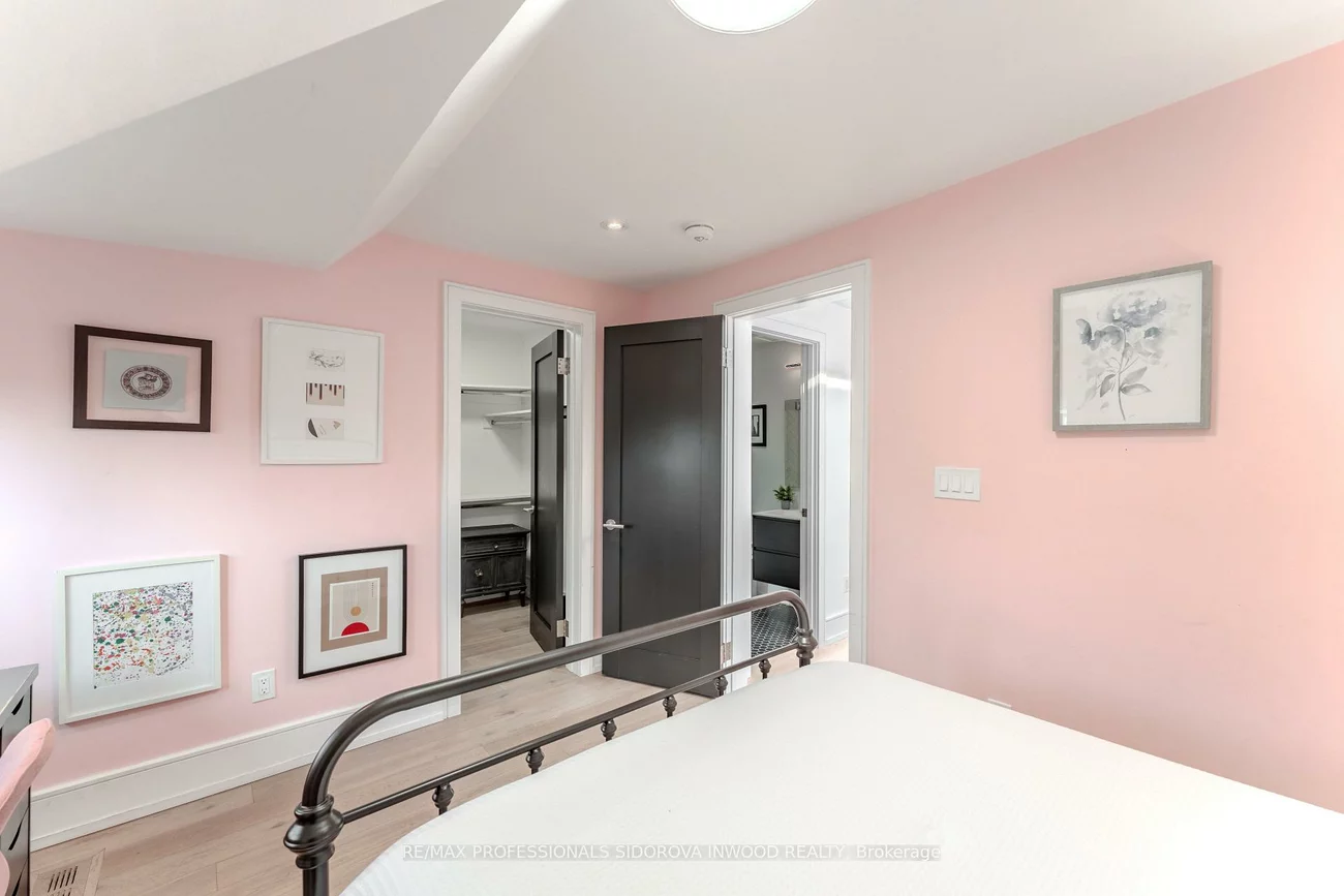 368, Glenlake, High Park North, Toronto