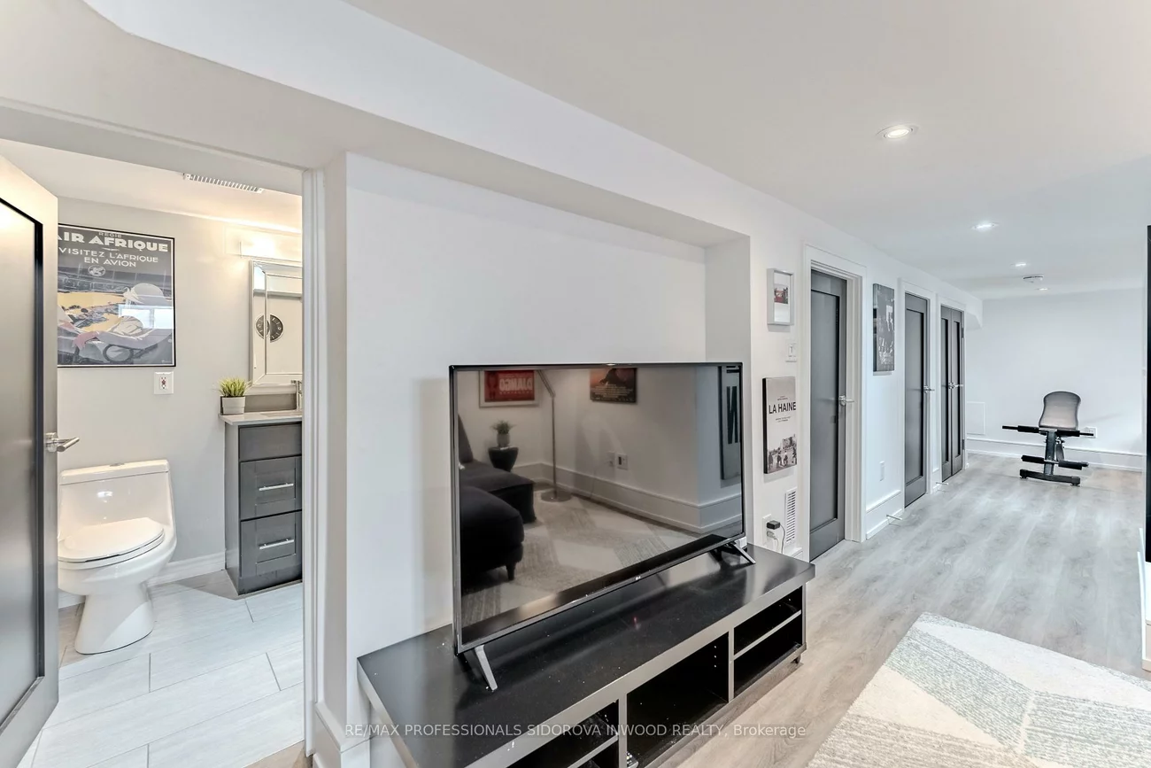 368, Glenlake, High Park North, Toronto