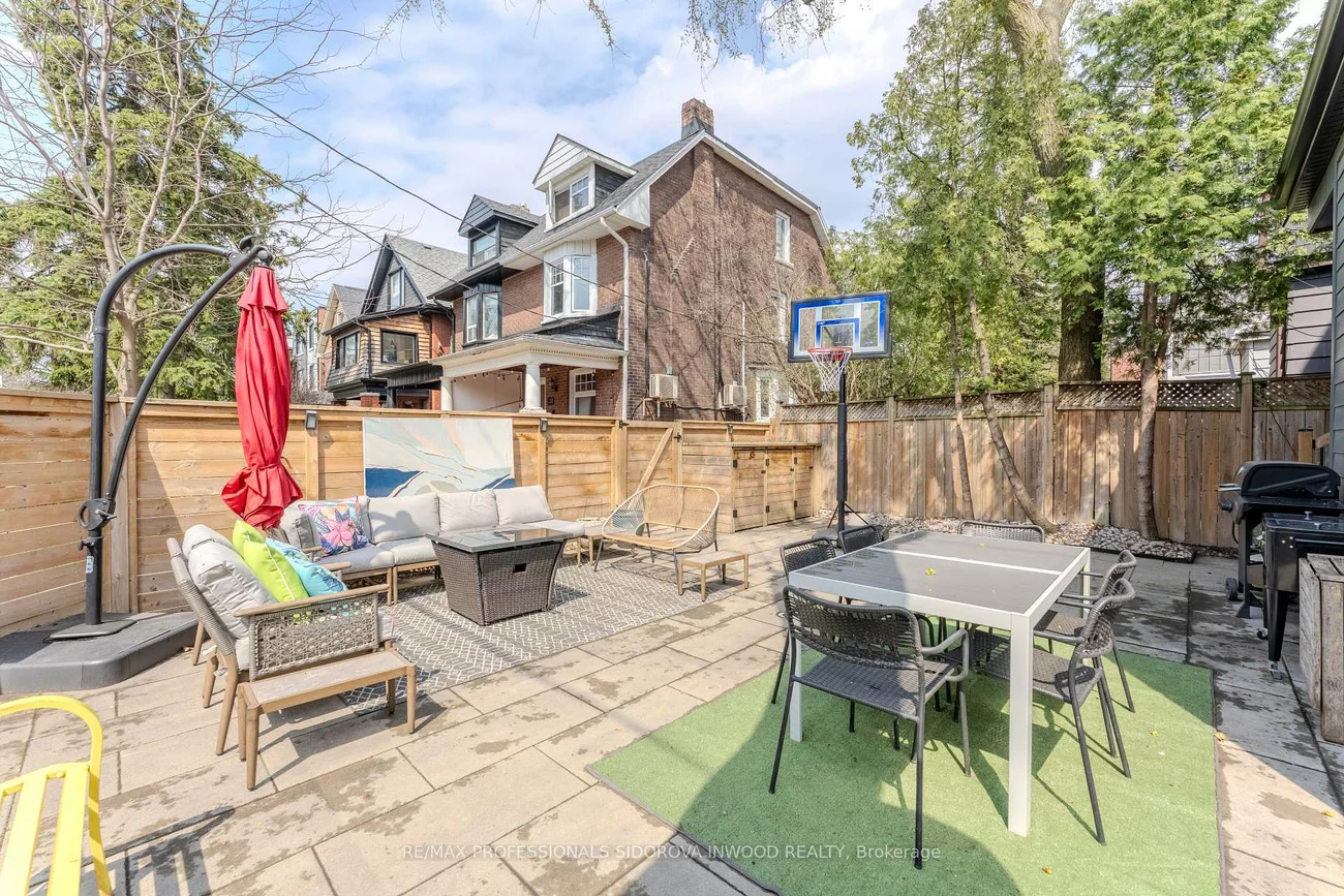 368, Glenlake, High Park North, Toronto