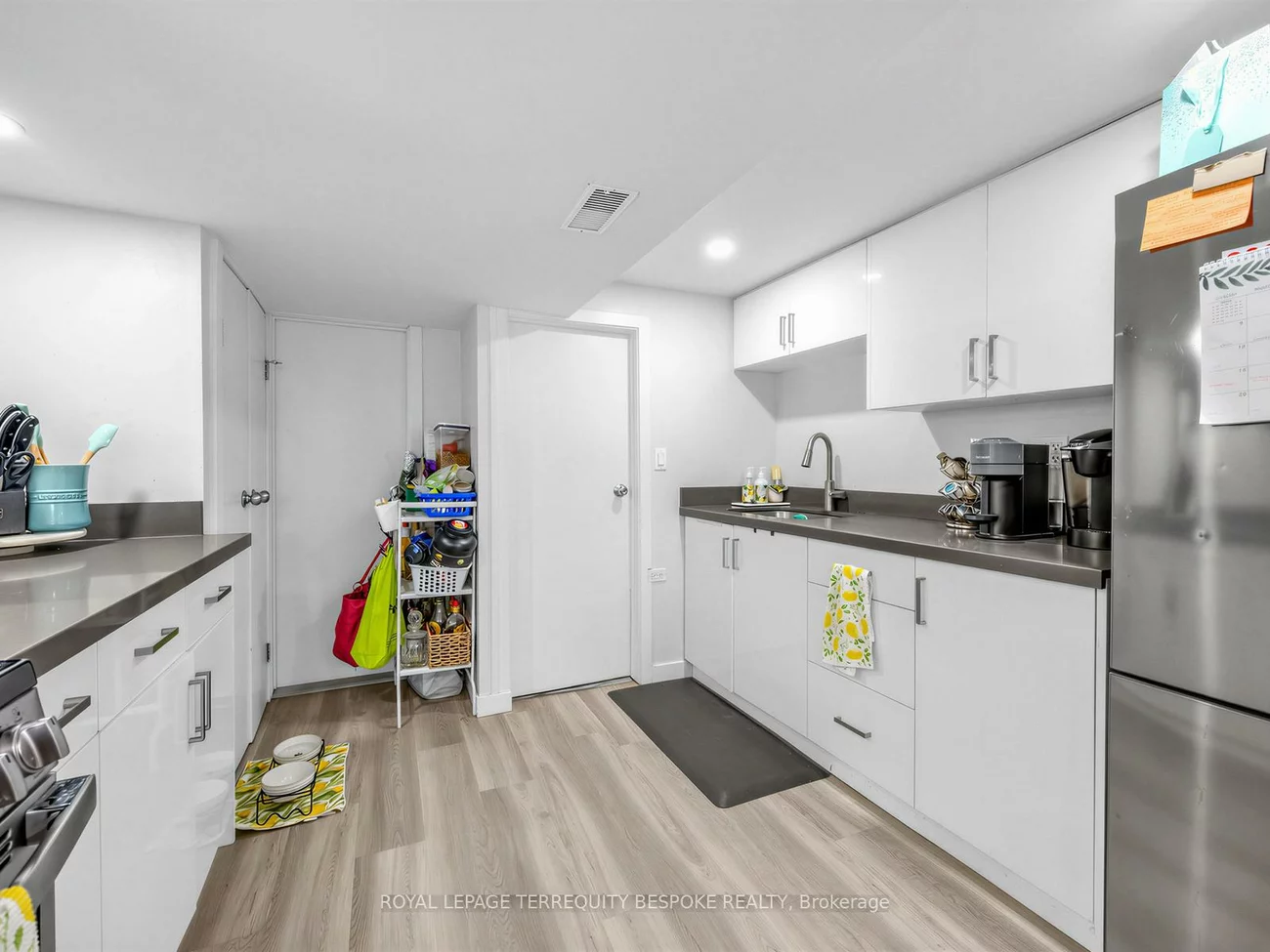 61, Chelsea, High Park North, Toronto