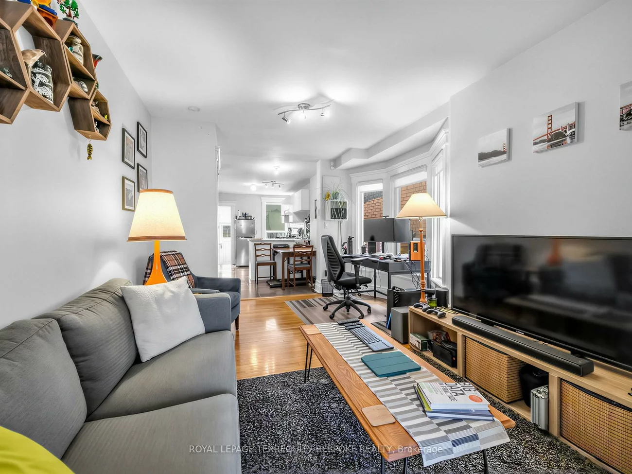 61, Chelsea, High Park North, Toronto