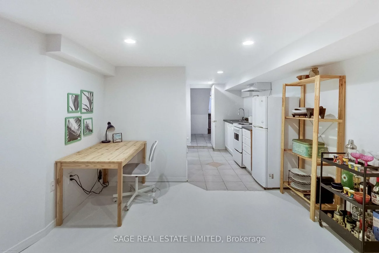 62A, Galley, Roncesvalles, Toronto