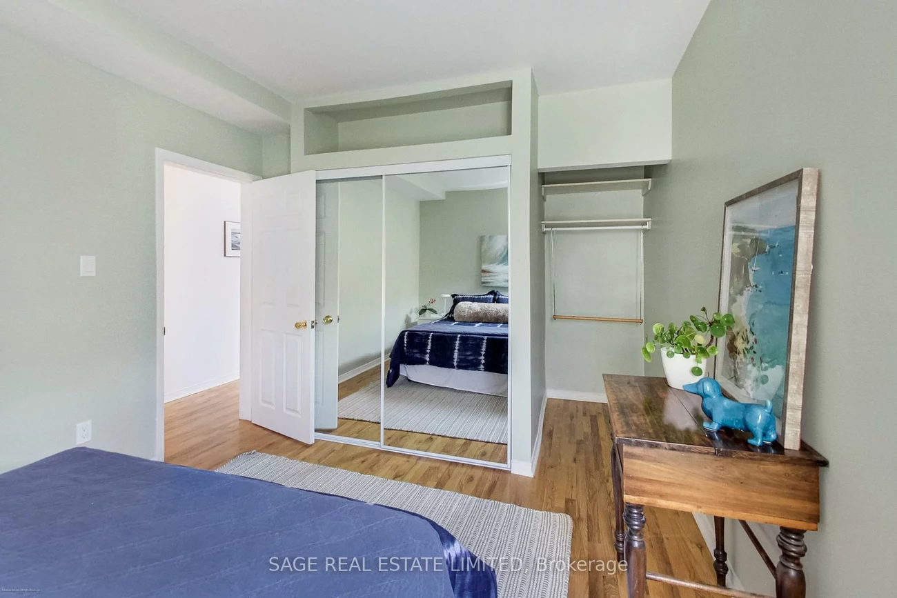 62A, Galley, Roncesvalles, Toronto