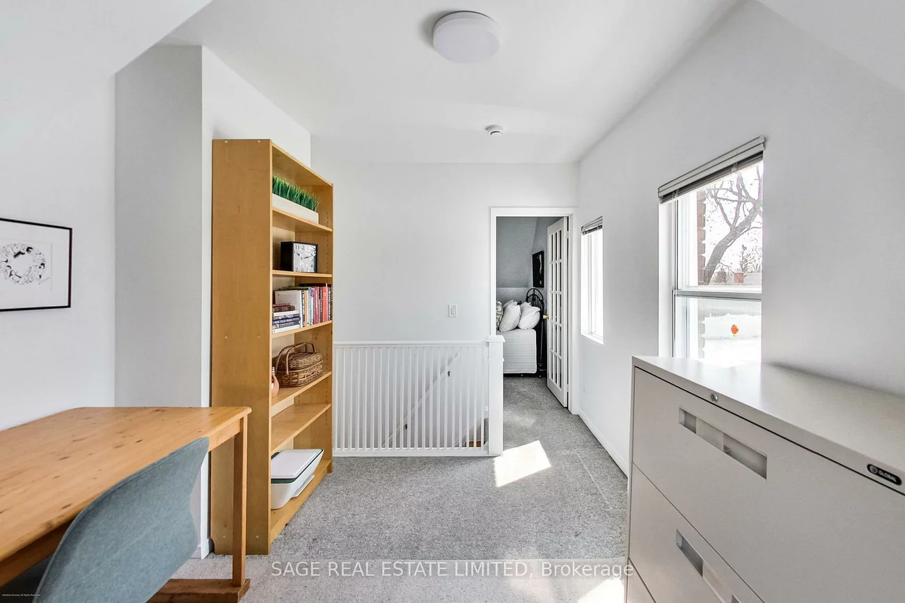 62A, Galley, Roncesvalles, Toronto