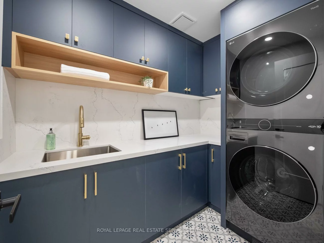 313, Willard, Runnymede-Bloor West Village, Toronto