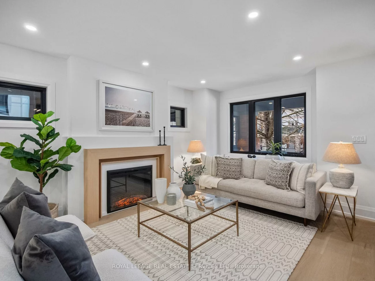 313, Willard, Runnymede-Bloor West Village, Toronto