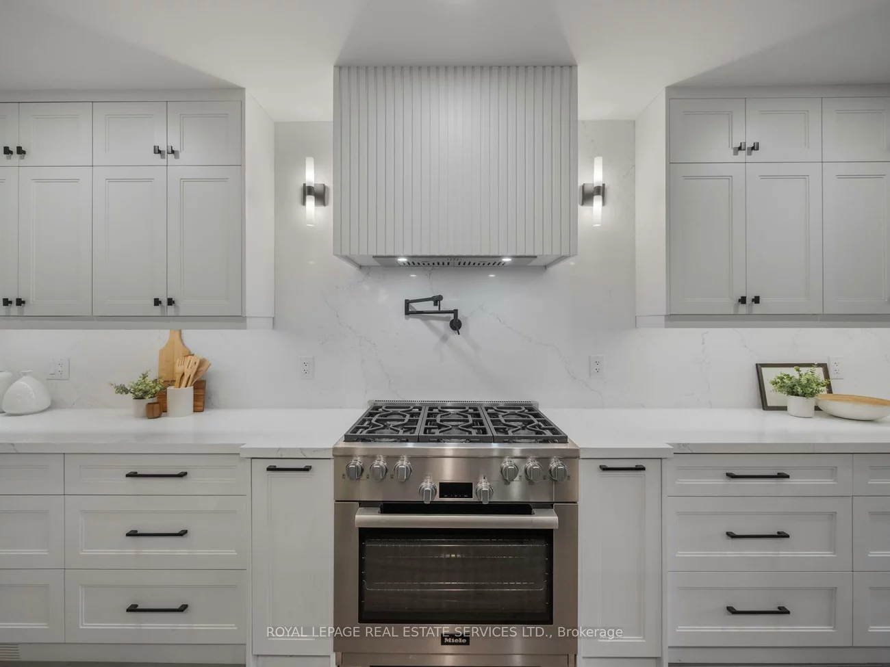 313, Willard, Runnymede-Bloor West Village, Toronto