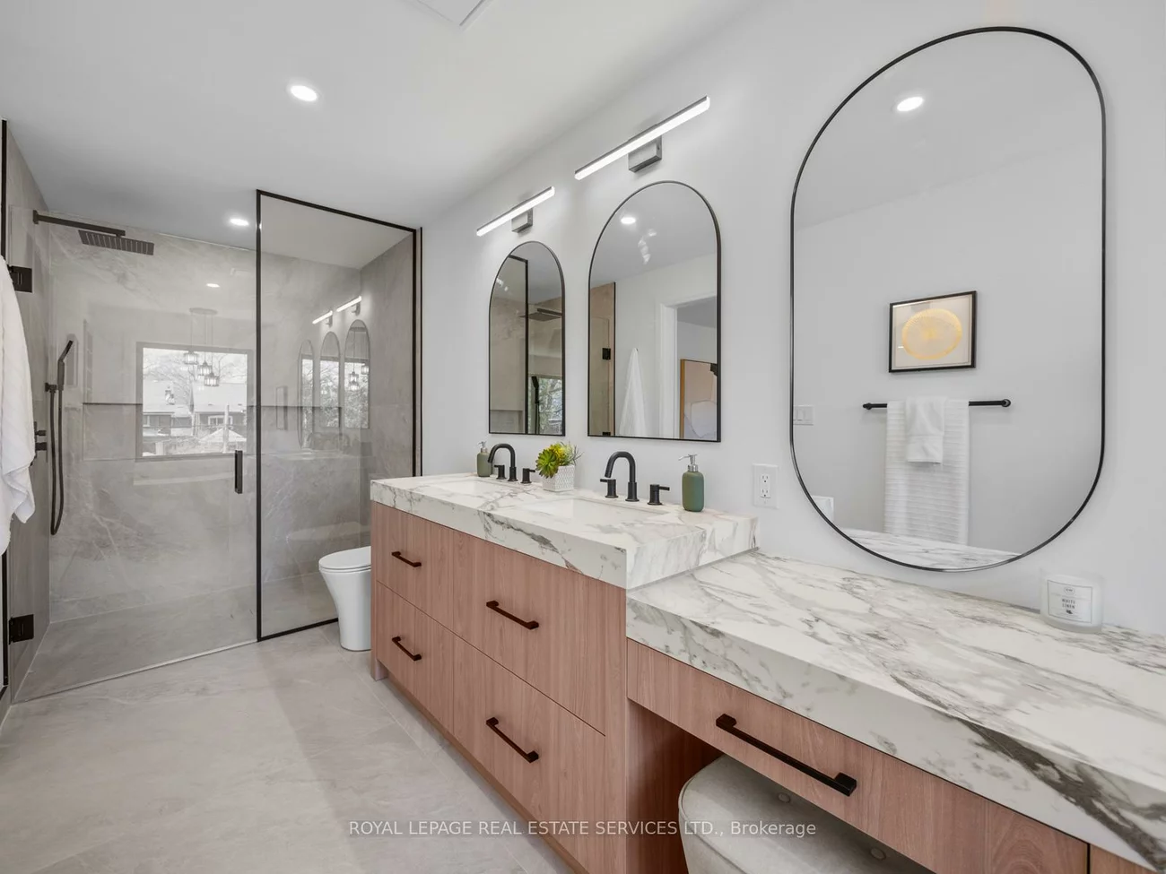 313, Willard, Runnymede-Bloor West Village, Toronto