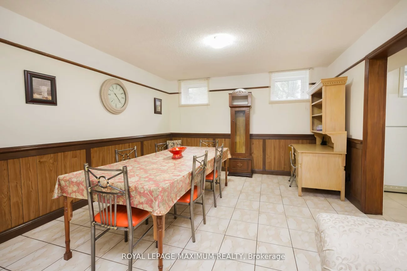 119, Glen Long, Yorkdale-Glen Park, Toronto