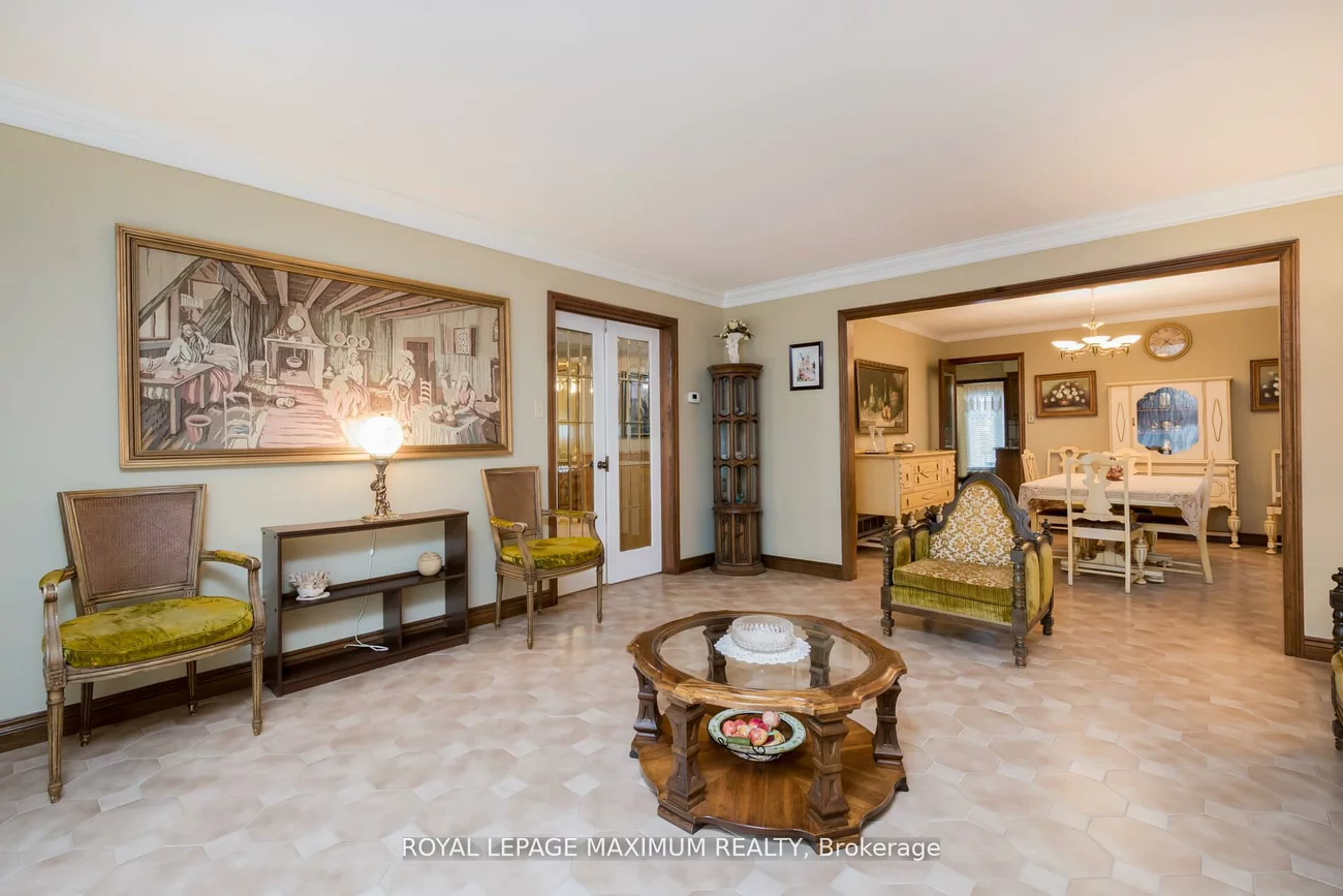 119, Glen Long, Yorkdale-Glen Park, Toronto