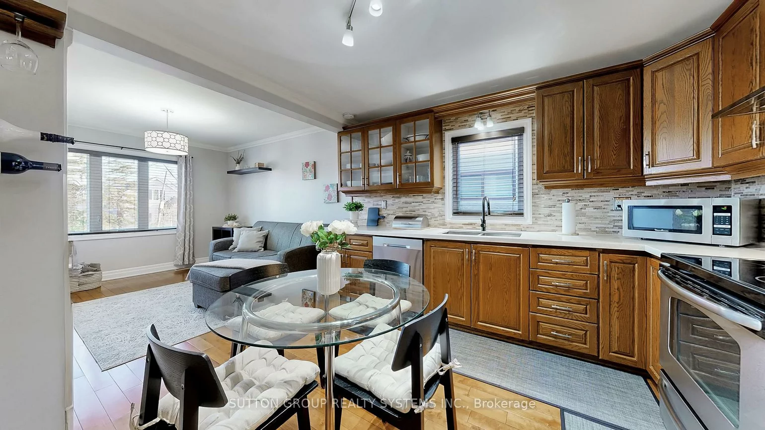 38, Donald, Keelesdale-Eglinton West, Toronto