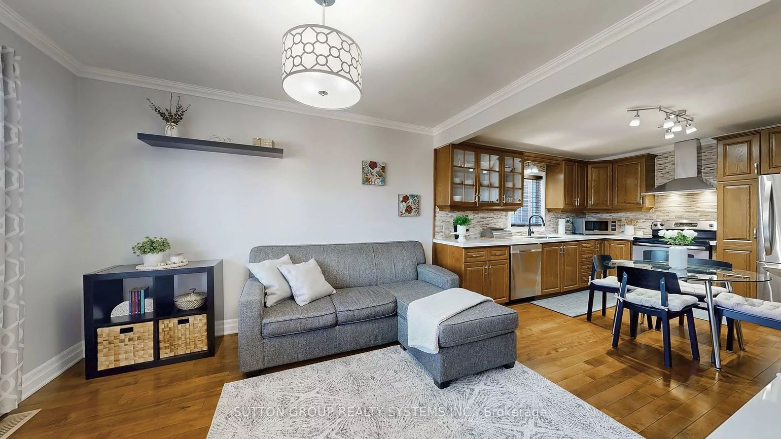 38, Donald, Keelesdale-Eglinton West, Toronto